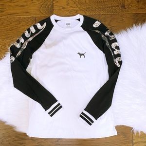 Vs Pink Bling Crew Neck NWOT